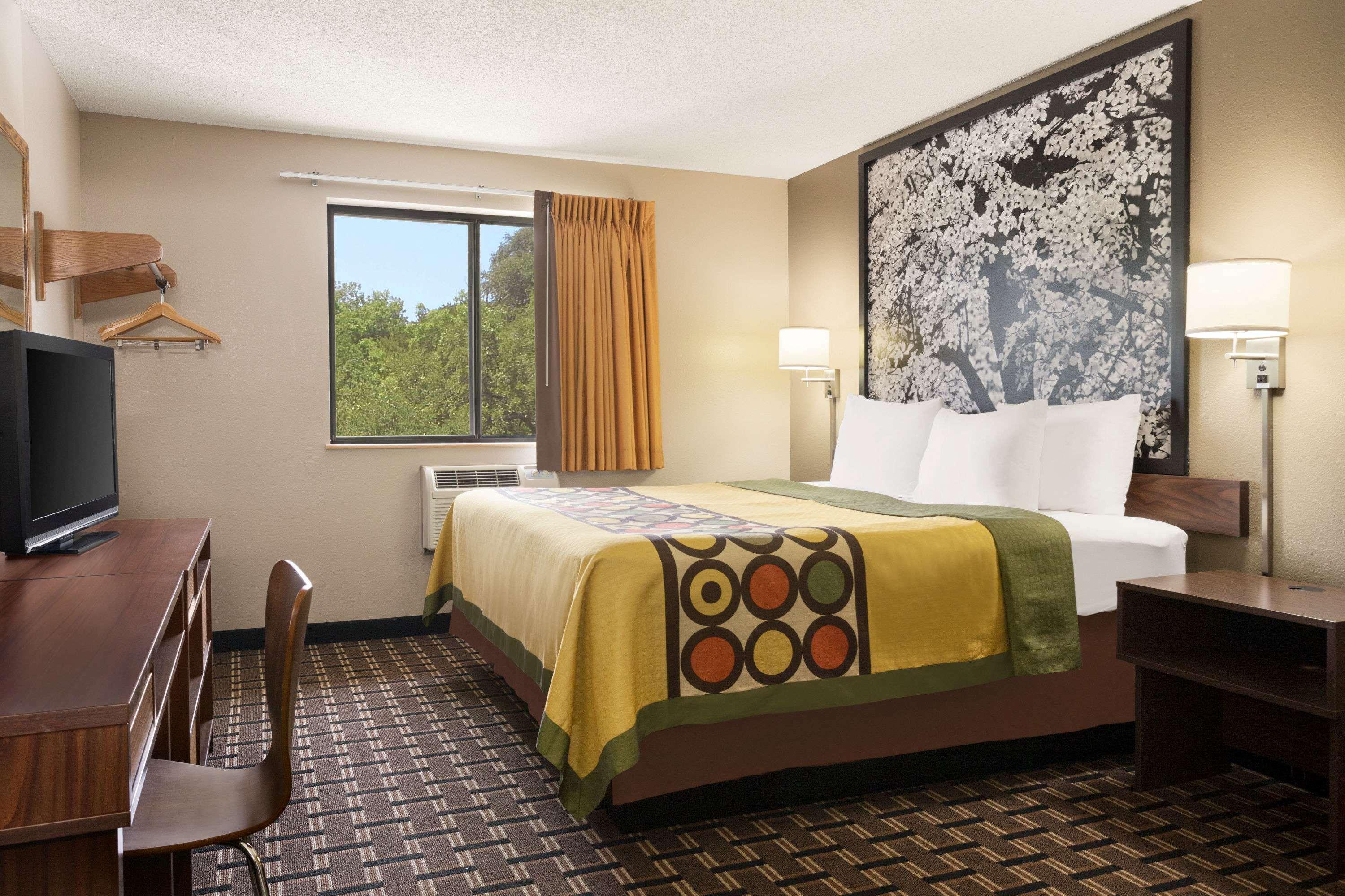 Super 8 By Wyndham Mayfield Luaran gambar