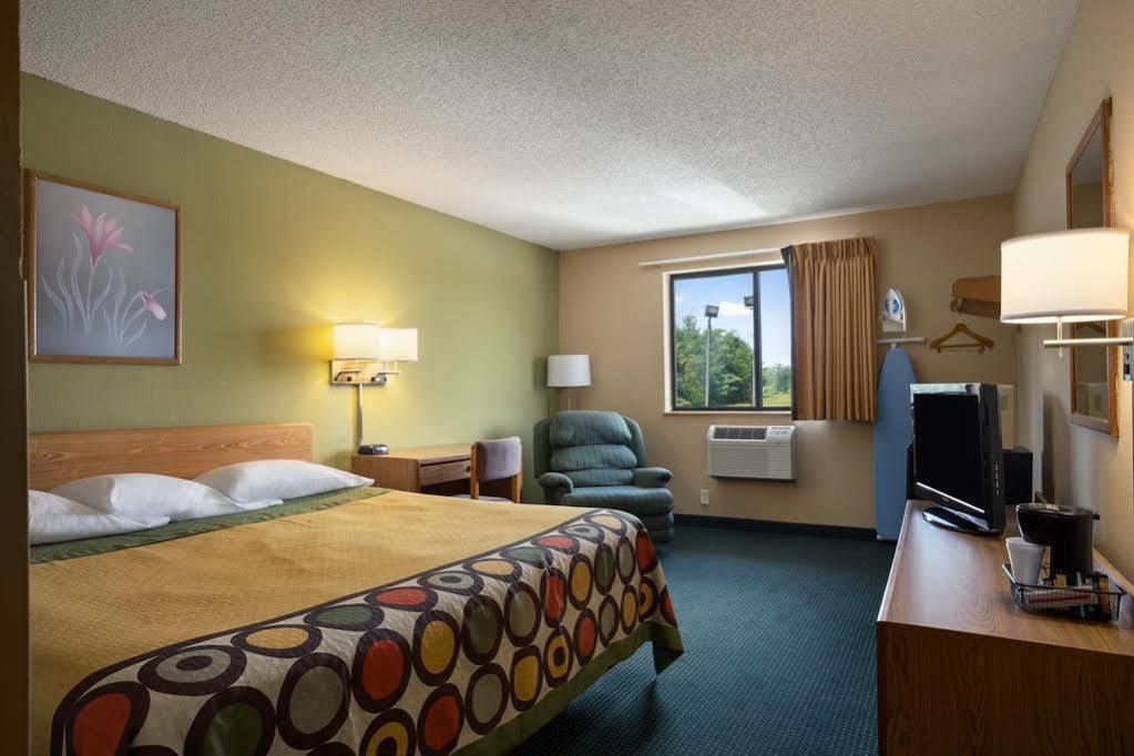 Super 8 By Wyndham Mayfield Luaran gambar